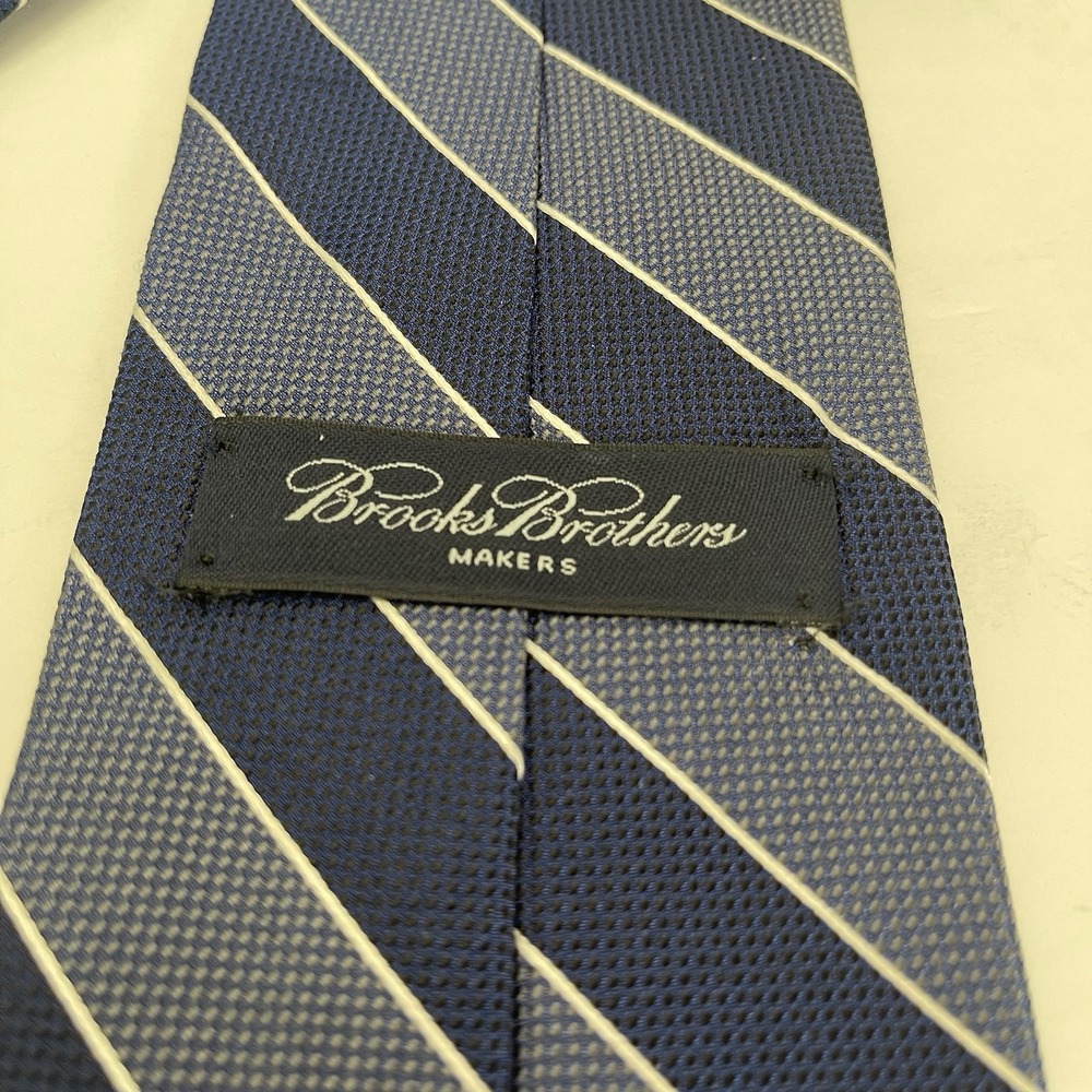 NWT Brooks Brothers University‎ Stripe Light Blue Navy Silk Tie Preppy - Picture 2 of 8